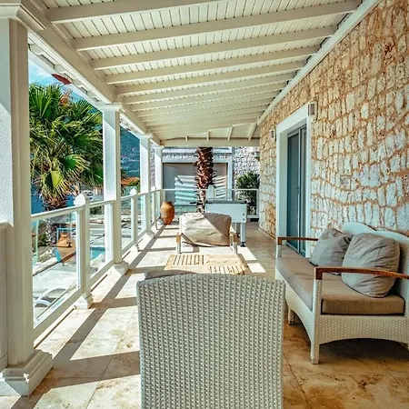 Villa Alis Stunning Sea View With Infinity Pool