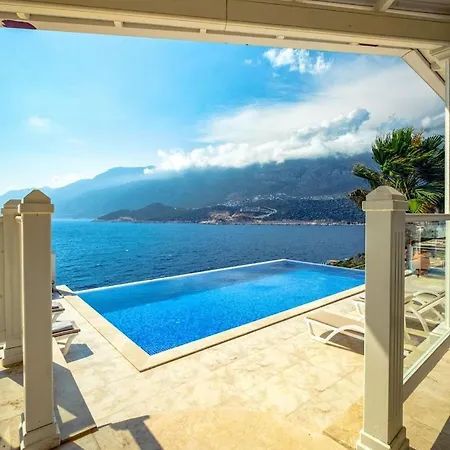 Alis Stunning Sea View With Infinity Pool Villa *